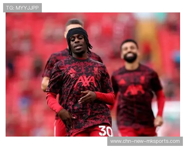 利物浦换边调动防线